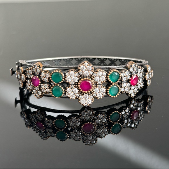 STUNNINGl ARABIC NECKLACE 925 STERLING RUBY EMERALD BRACELET - Picture 6 of 6